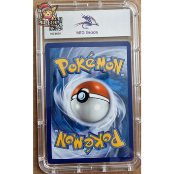 Lapras V (SHF SV110) Radiant Destinies MTG 9.5 - English