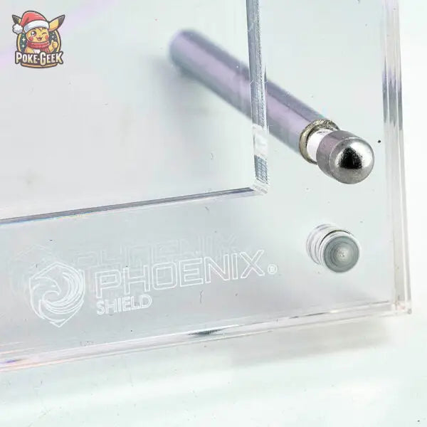 Phoenix Shield – Présentoir Acrylique 4-Slots – Boosters Pokémon - Poke-Geek